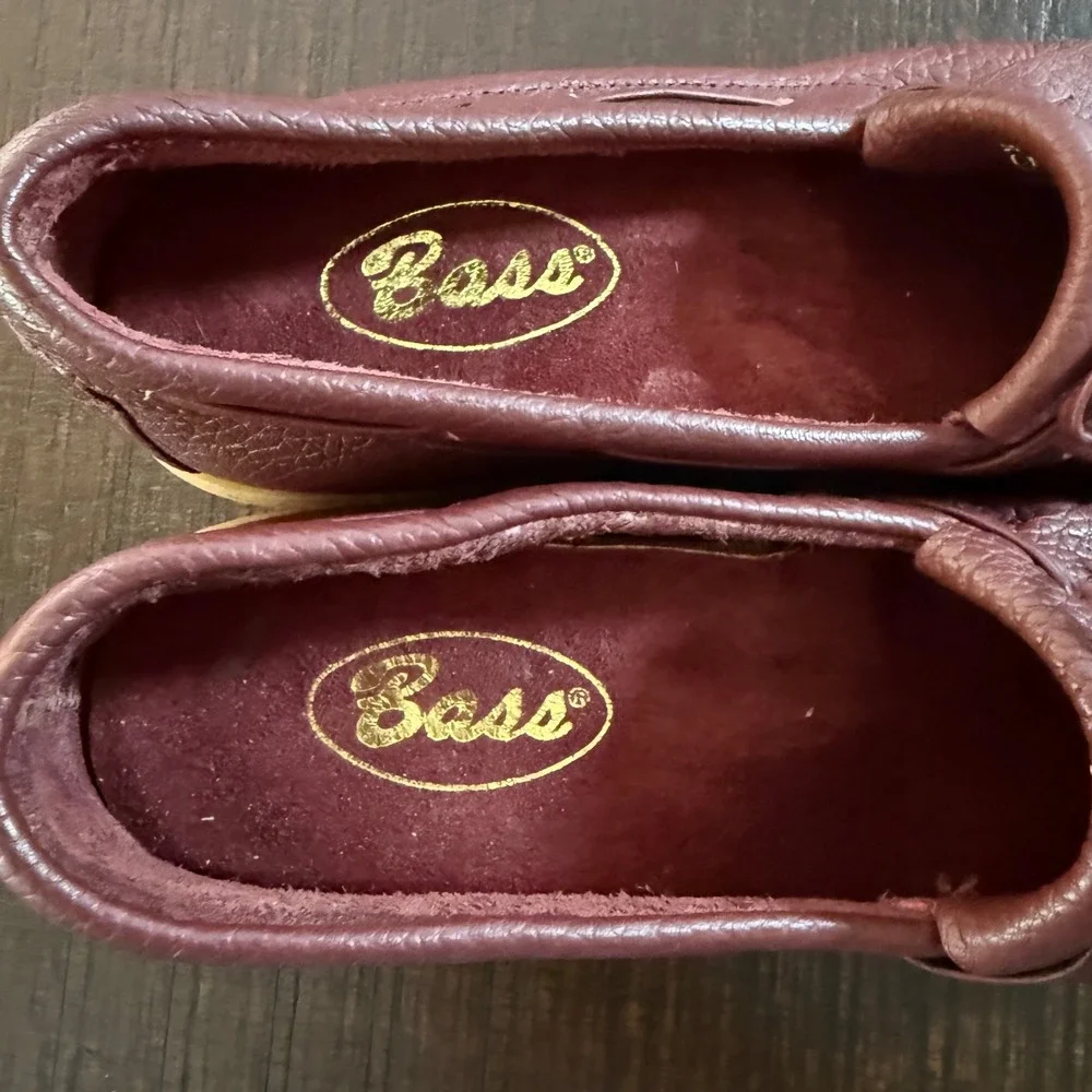 Vtg G.H. Bass Leather Kiltie Loafers 7 Fringe Bow Low Wedge Preppy Dark Academia
